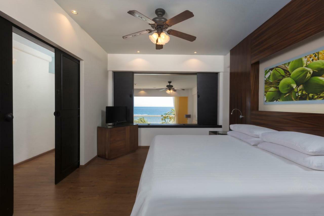 Krystal Grand Nuevo Vallarta Luaran gambar