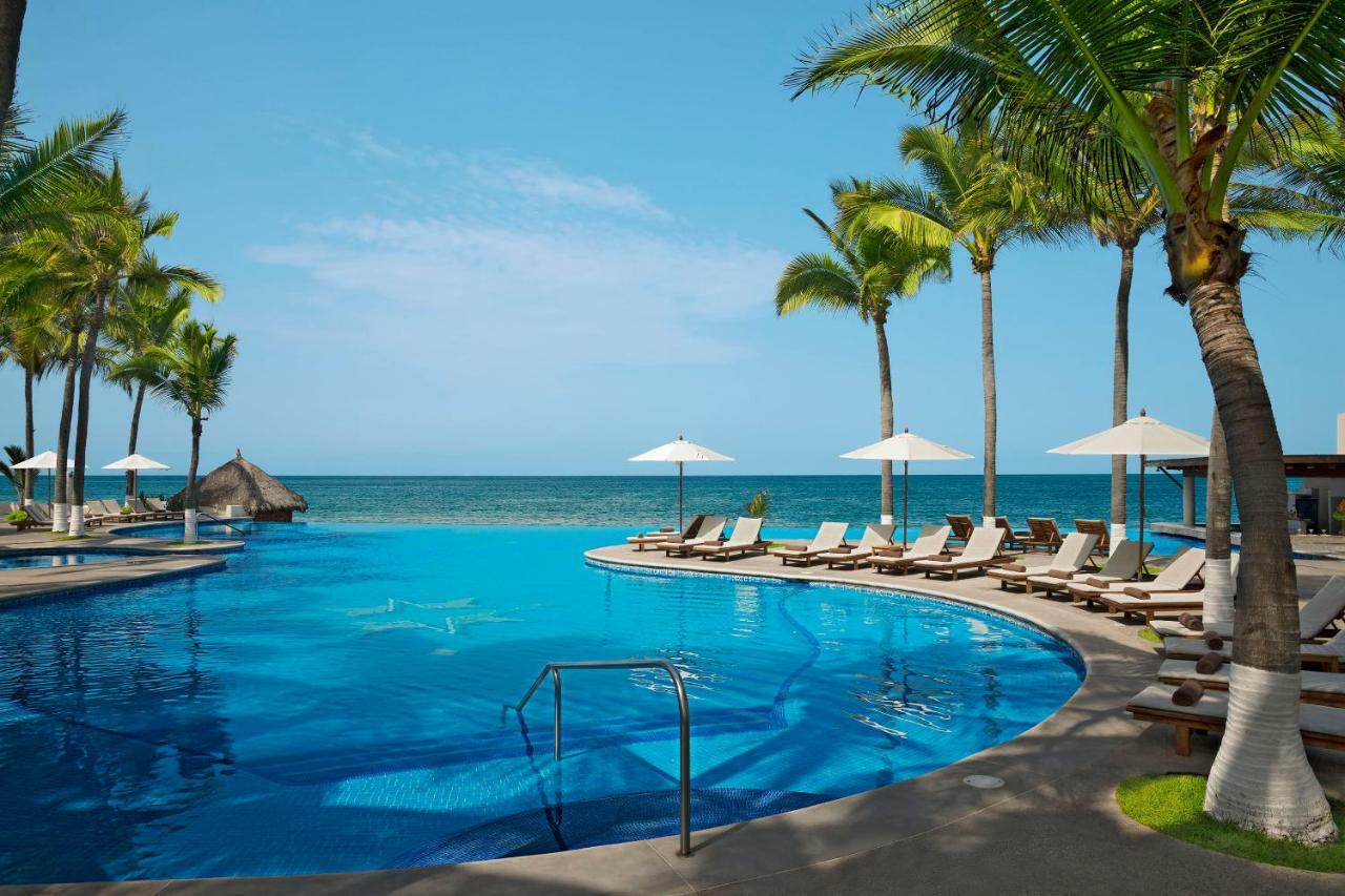 Krystal Grand Nuevo Vallarta Luaran gambar